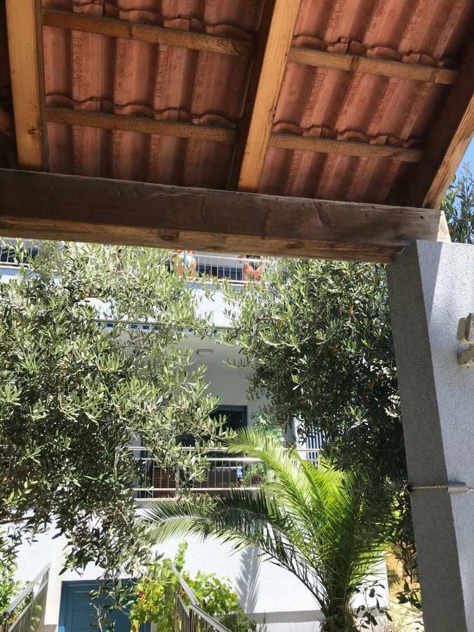 Apartment Nicole Новаля Екстериор снимка